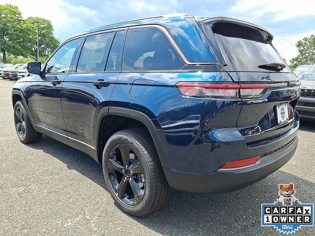 New 2026 Jeep Grand Cherokee LIMITED 4X4 Sport Utility