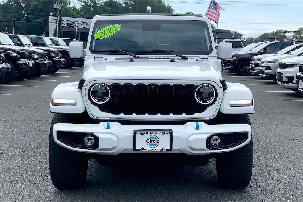 Used 2024 Jeep Wrangler 4xe High Altitude SUV