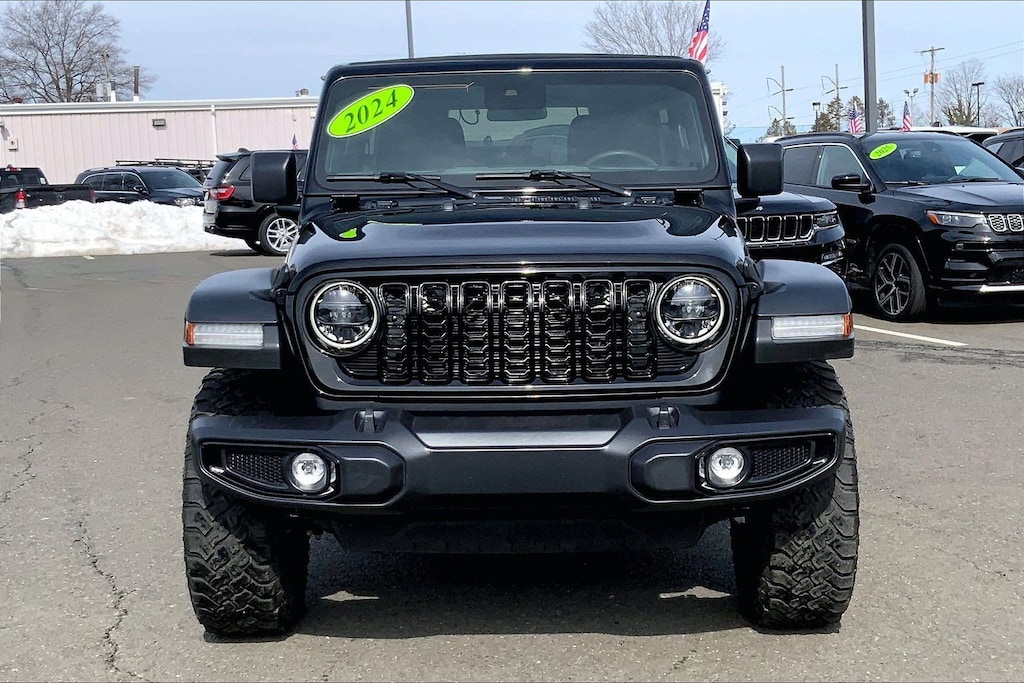 Used 2024 Jeep Wrangler Sport SUV