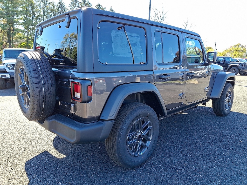 New 2026 Jeep Wrangler 4-DOOR SPORT S Sport Utility