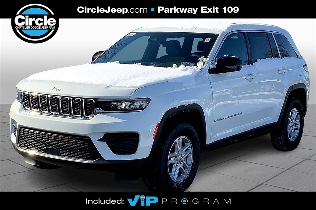 Used 2024 Jeep Grand Cherokee Laredo SUV