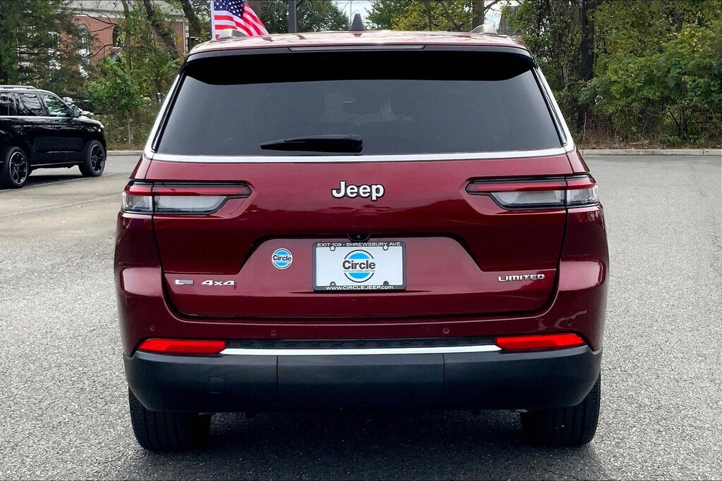 Used 2022 Jeep New Grand Cherokee Limited SUV