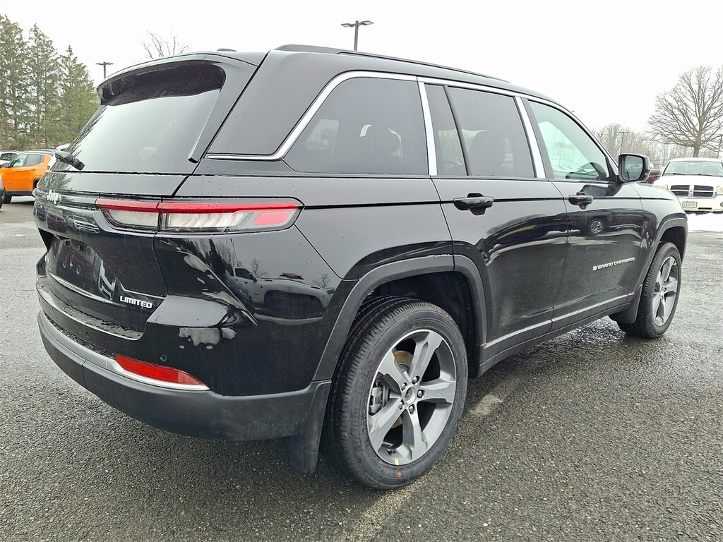 New 2026 Jeep Grand Cherokee LIMITED 4X4 Sport Utility