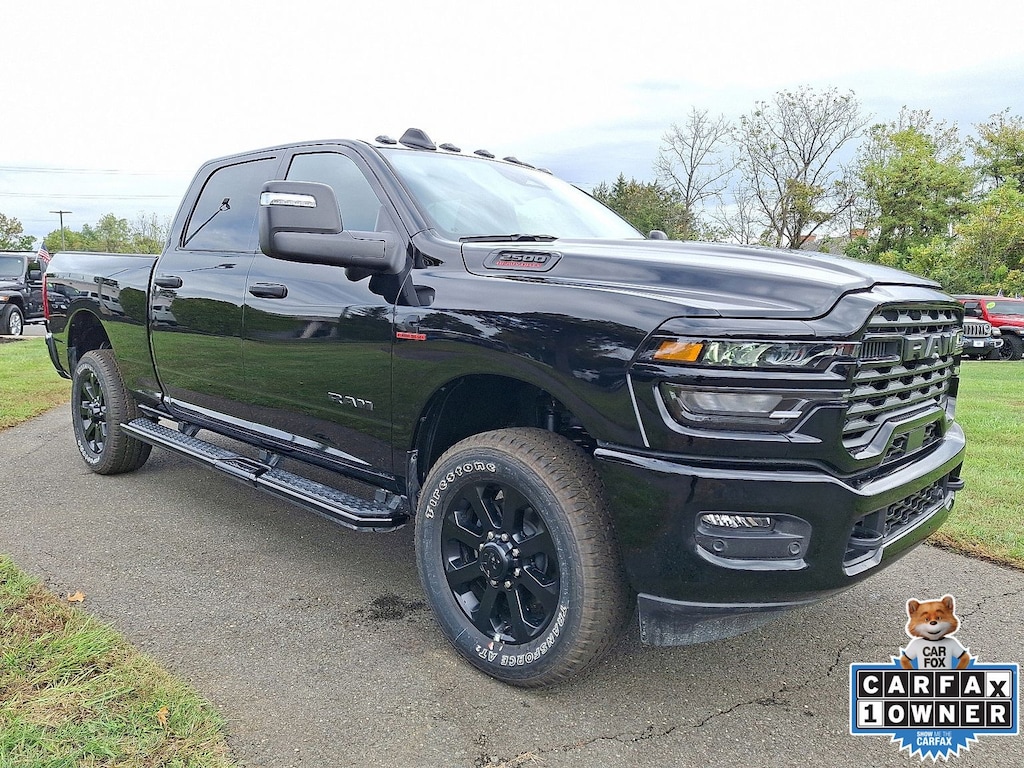 New 2026 Ram 2500 BIG HORN CREW CAB 4X4 6'4 BOX Pickup