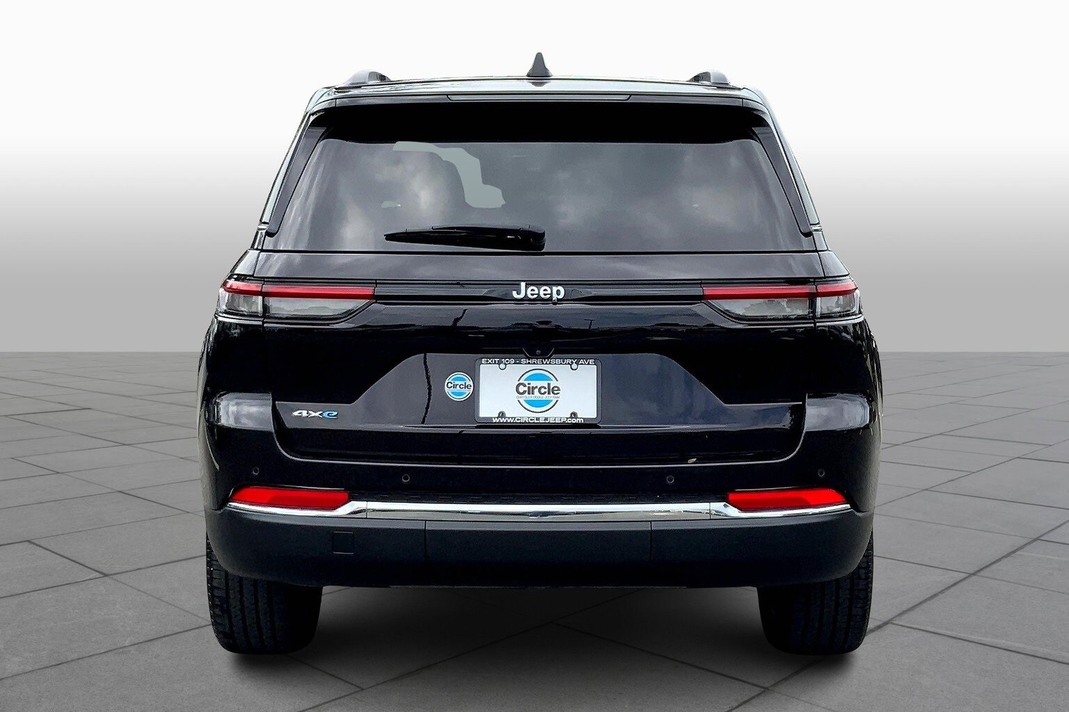 2022 Jeep Cherokee Limited 4xe photo 4