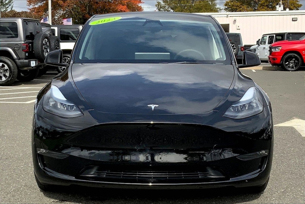 Used 2023 Tesla Model Y Performance SUV