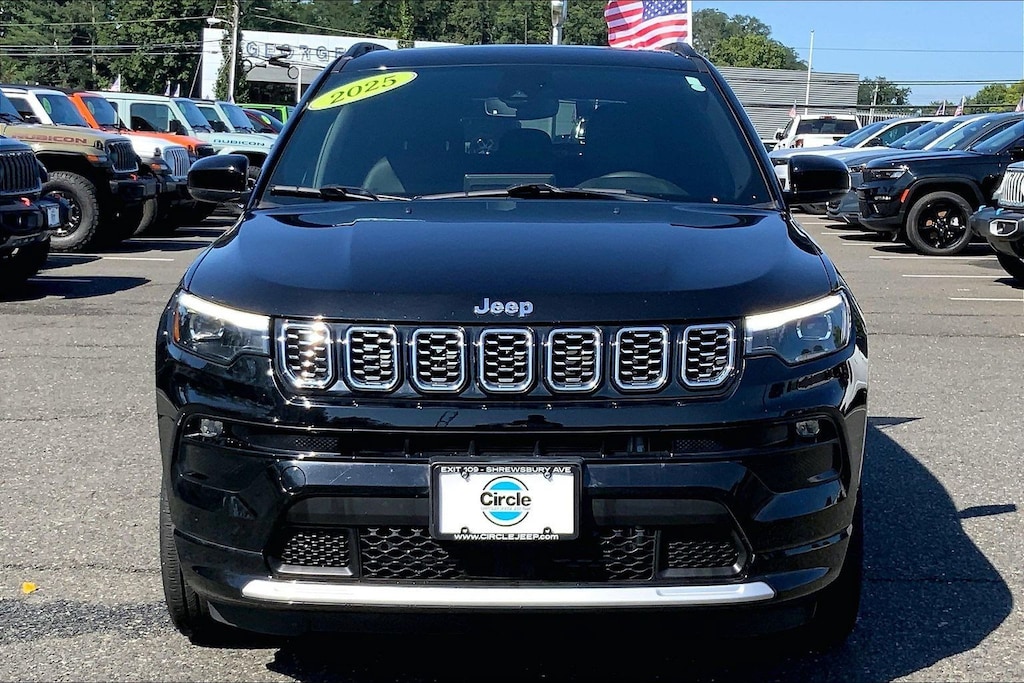 Used 2025 Jeep Compass Limited SUV