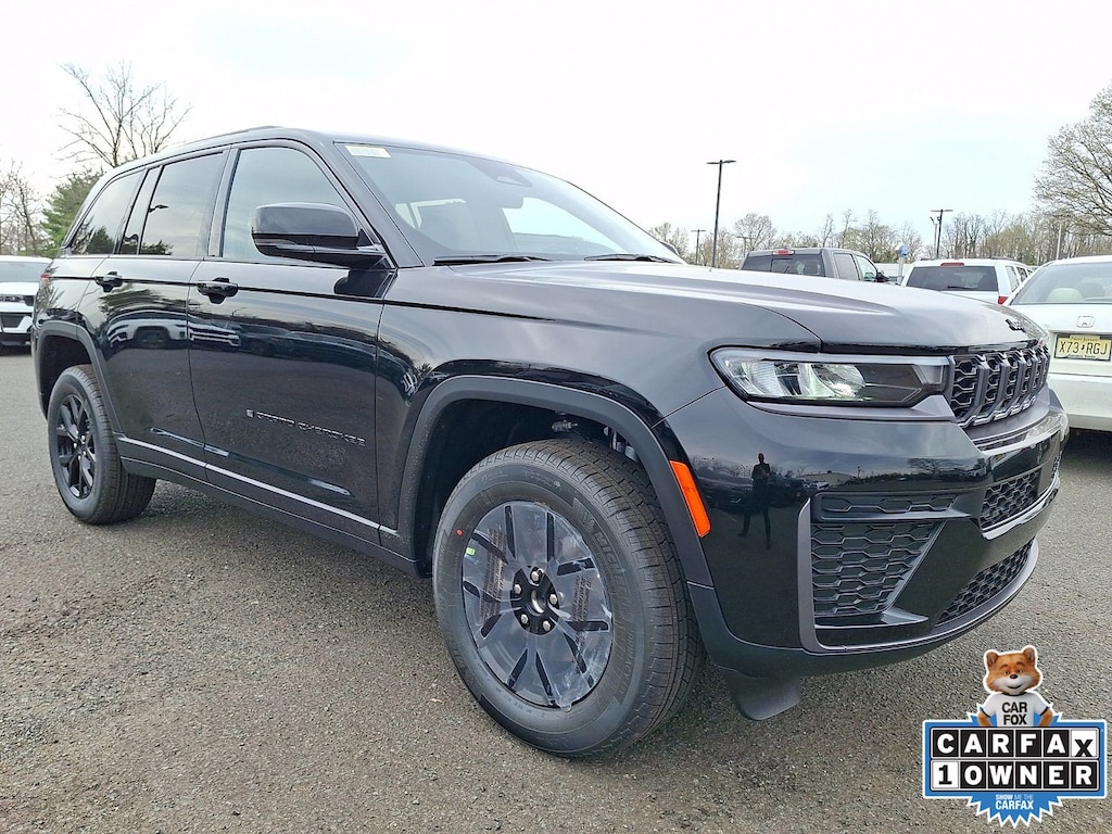 New 2026 Jeep Grand Cherokee LAREDO ALTITUDE 4X4 Sport Utility