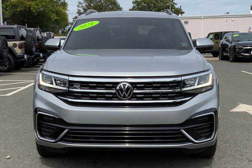 Used 2021 Volkswagen Atlas 3.6L V6 SE w/Technology R-Line 4MOTION SUV