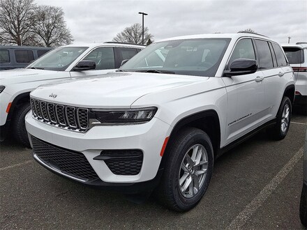 2025 Jeep Grand Cherokee LAREDO X 4X4 Sport Utility