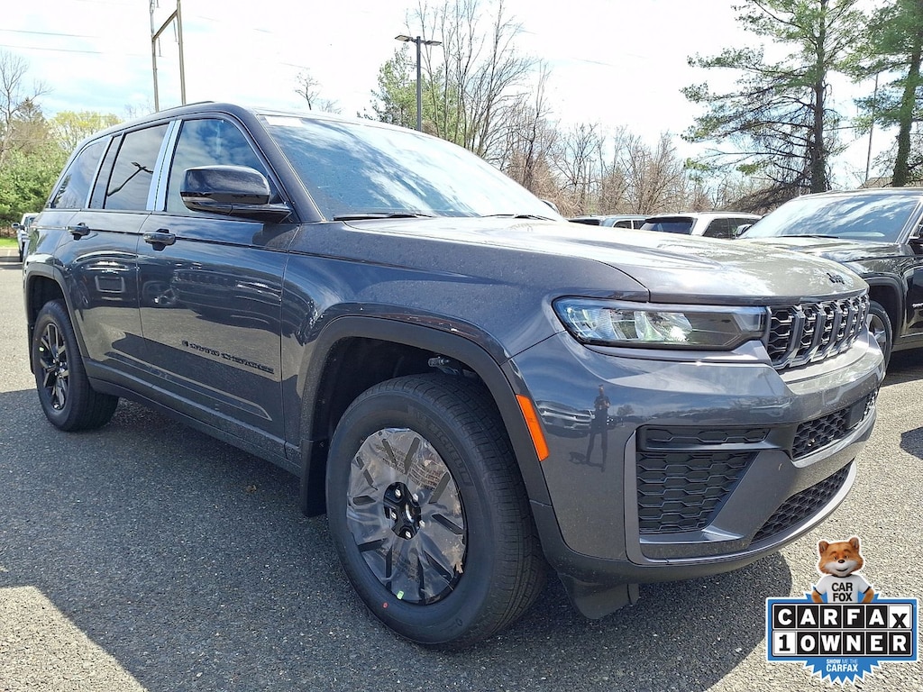 New 2026 Jeep Grand Cherokee LAREDO ALTITUDE 4X4 Sport Utility