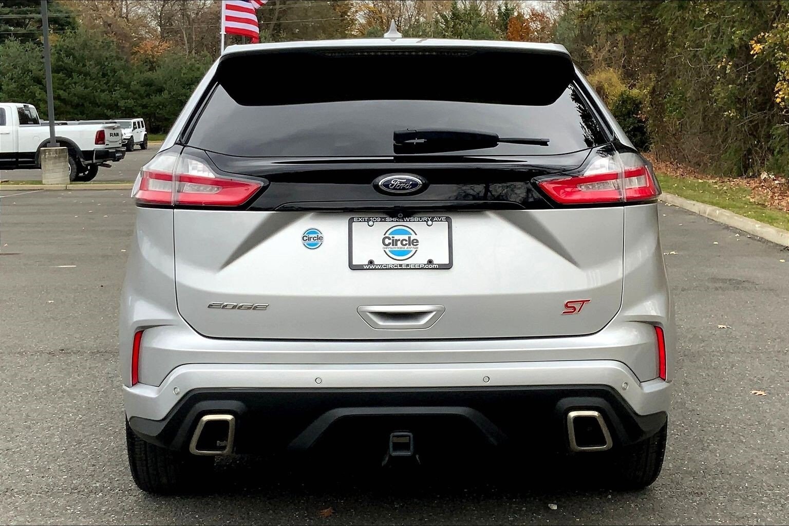 2019 Ford Edge ST photo 3