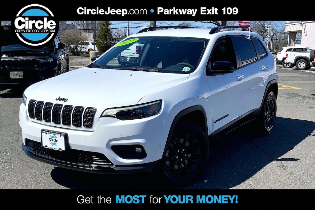 Certified 2023 Jeep Cherokee Altitude Lux SUV