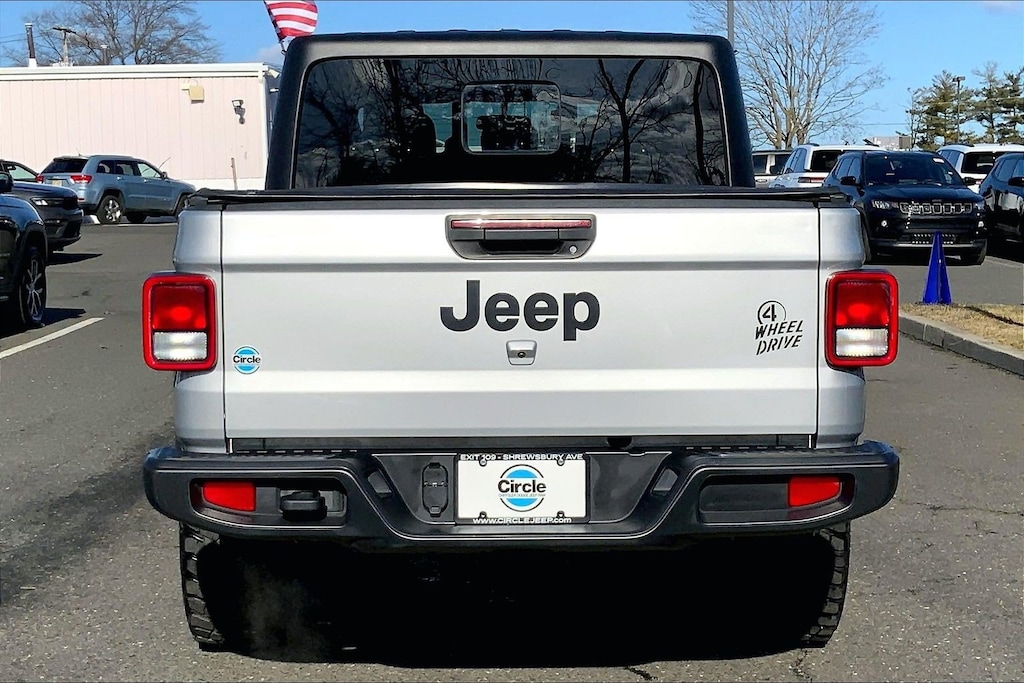 Certified 2023 Jeep Gladiator Sport Truck Crew Cab