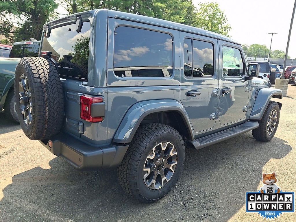 New 2026 Jeep Wrangler 4-DOOR SAHARA Sport Utility