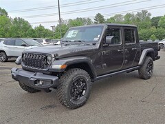 2025 Jeep Gladiator WILLYS 4X4 Pickup
