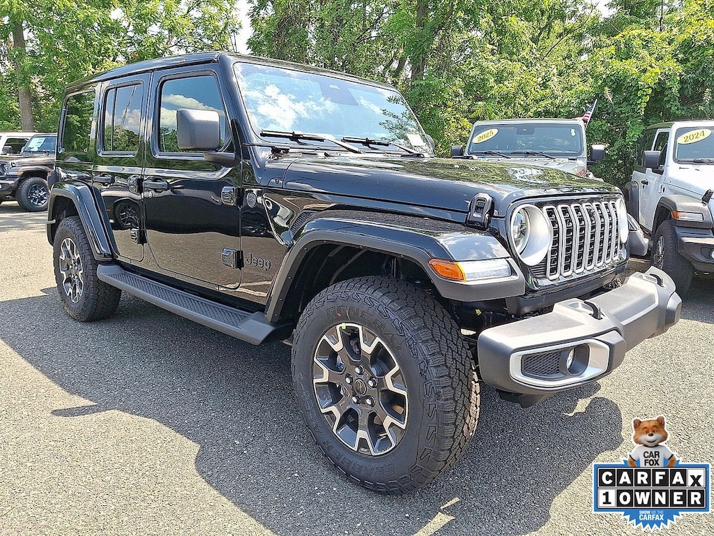 New 2026 Jeep Wrangler 4-DOOR SAHARA Sport Utility