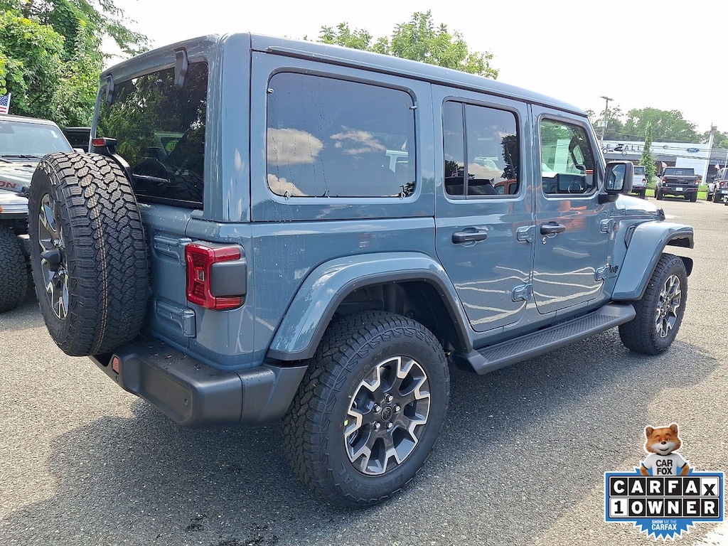 New 2026 Jeep Wrangler 4-DOOR SAHARA Sport Utility