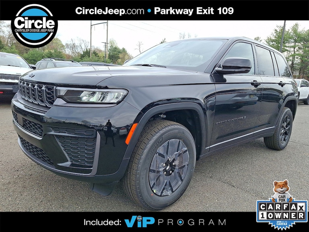 New 2026 Jeep Grand Cherokee LAREDO ALTITUDE 4X4 Sport Utility