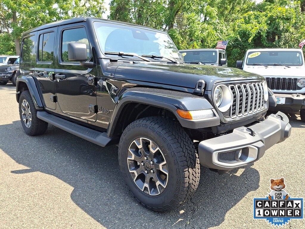 New 2026 Jeep Wrangler 4-DOOR SAHARA Sport Utility
