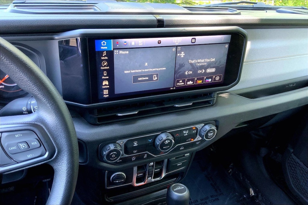 Used 2024 Jeep Gladiator Sport Truck Crew Cab