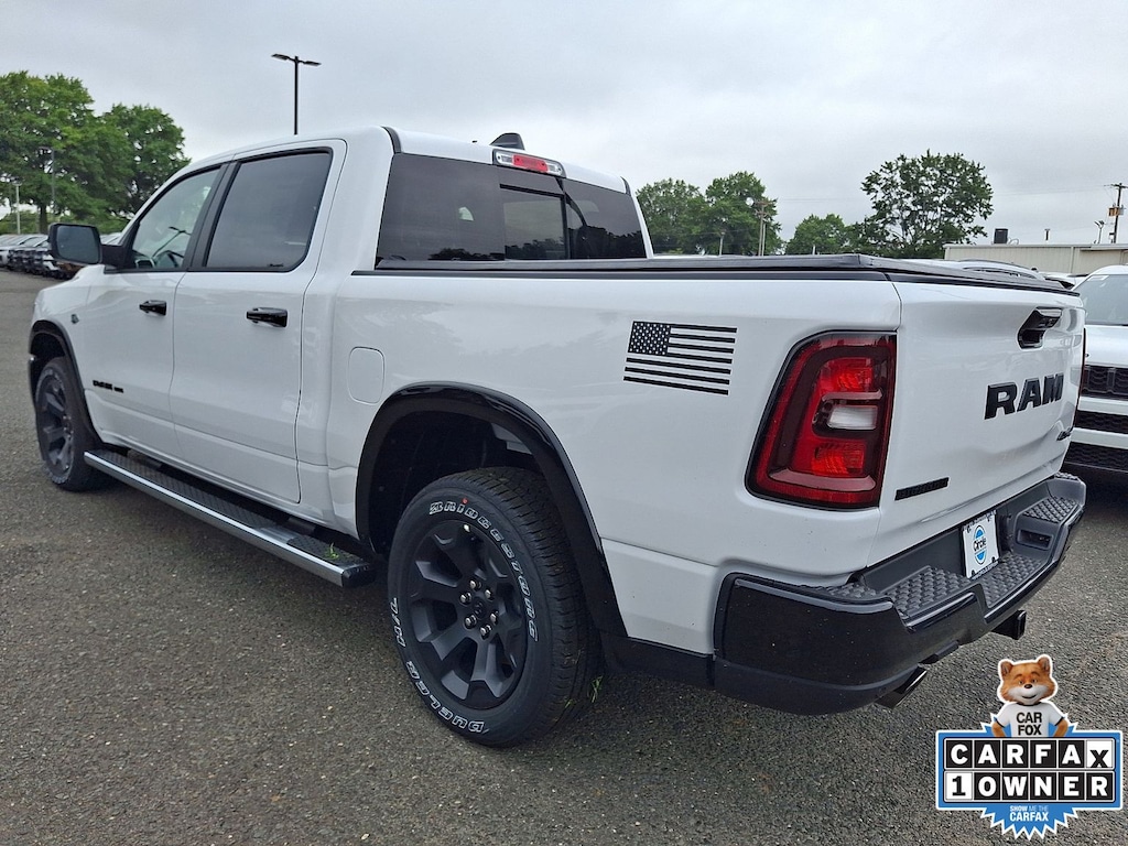 New 2026 Ram 1500 BIG HORN CREW CAB 4X4 5'7 BOX Pickup