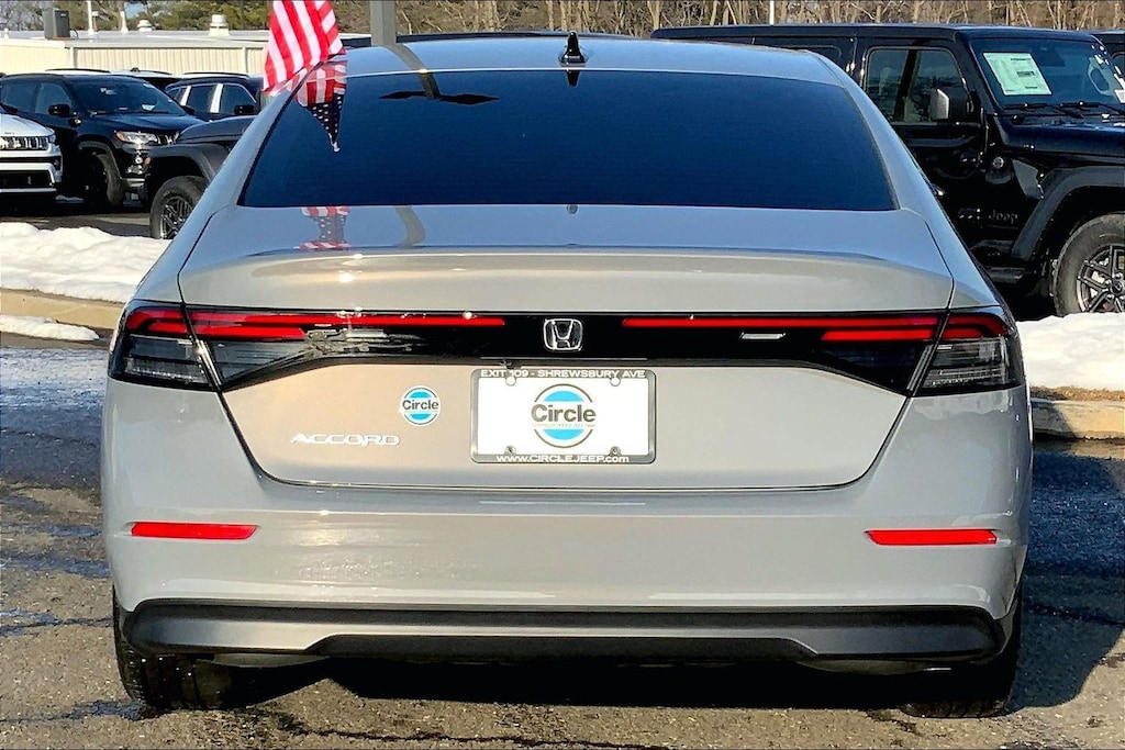 Used 2025 Honda Accord SE Sedan