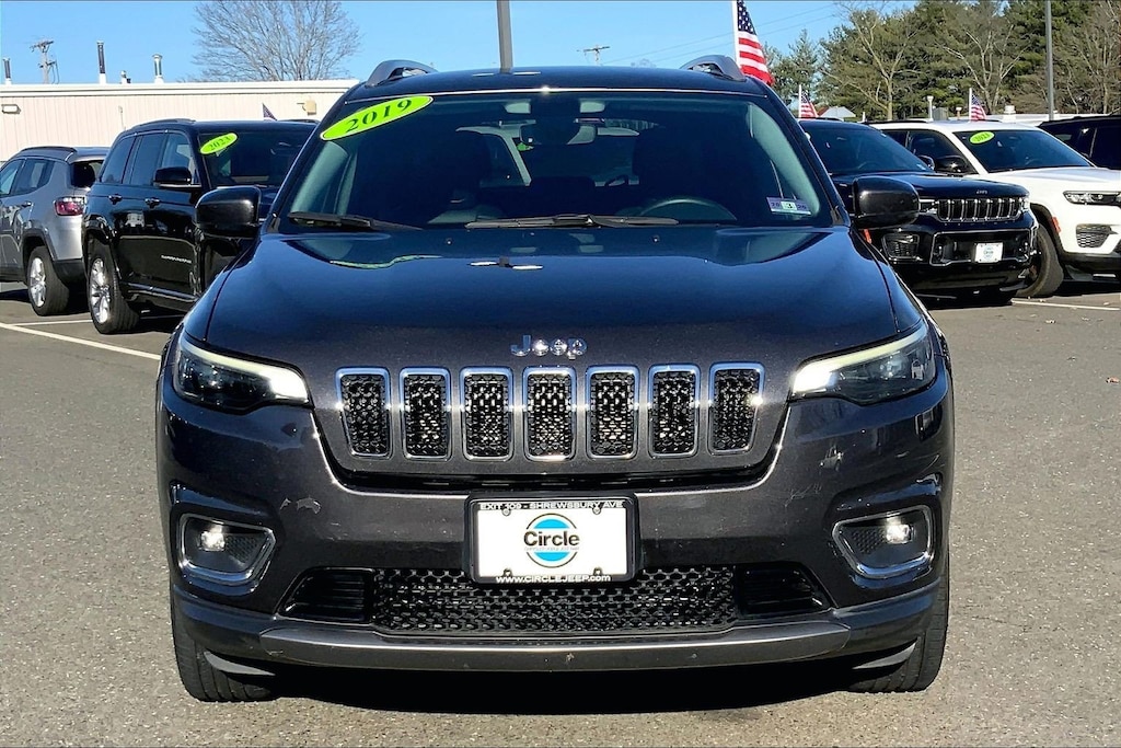 Used 2019 Jeep Cherokee Limited 4x4 SUV