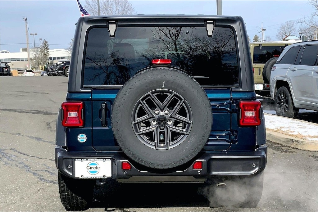 Certified 2025 Jeep Wrangler Sport SUV