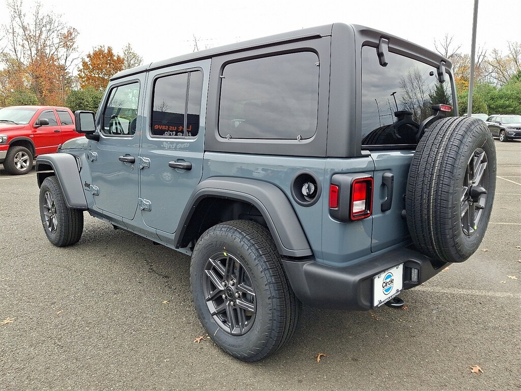New 2026 Jeep Wrangler 4-DOOR SPORT S Sport Utility