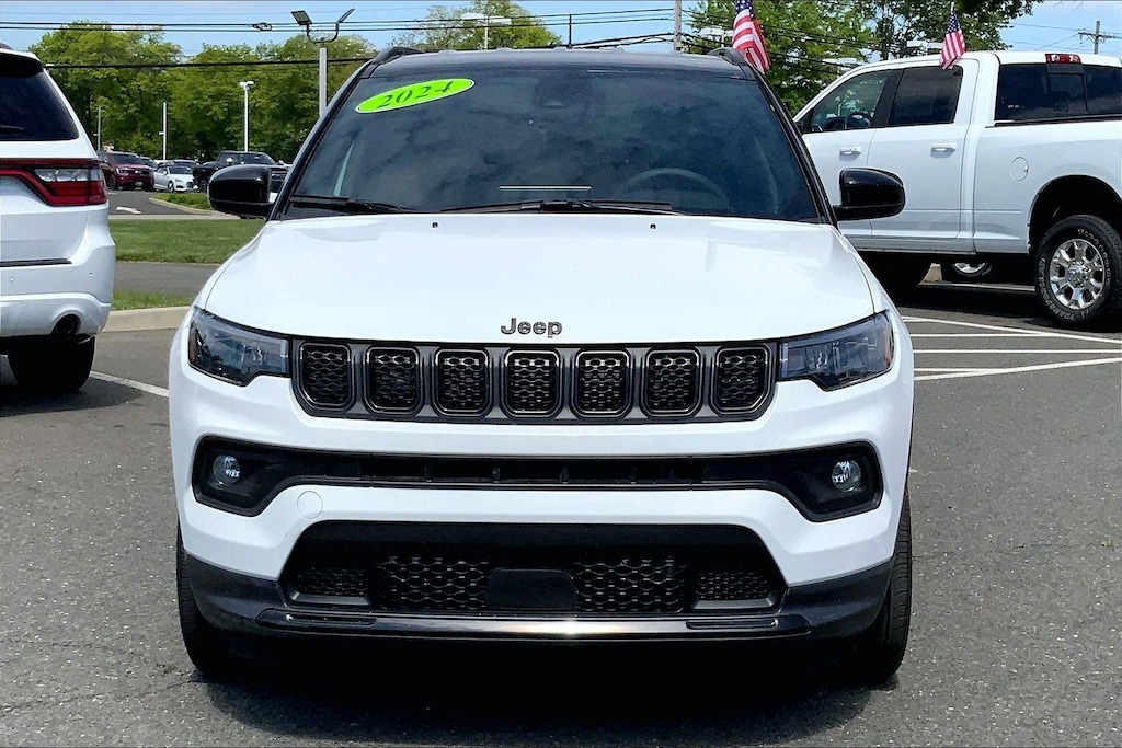 Certified 2024 Jeep Compass Latitude SUV