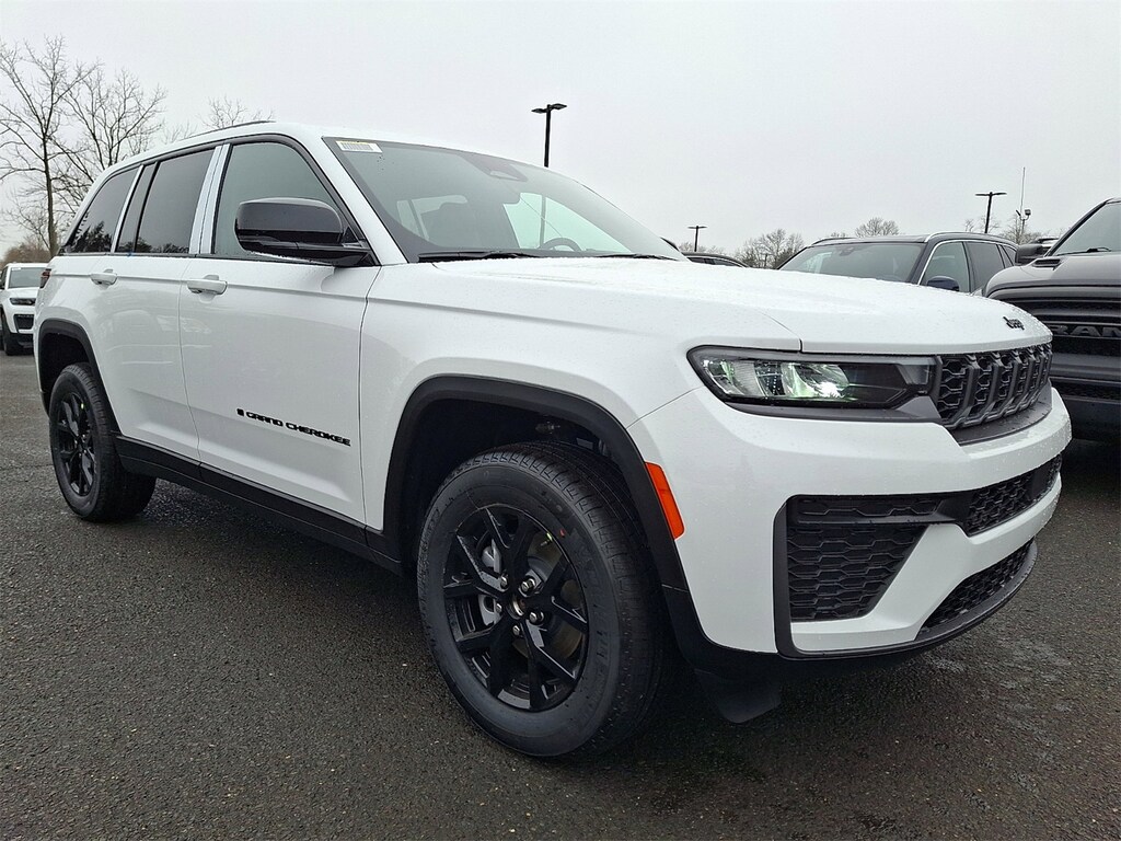 New 2026 Jeep Grand Cherokee ALTITUDE 4X4 Sport Utility