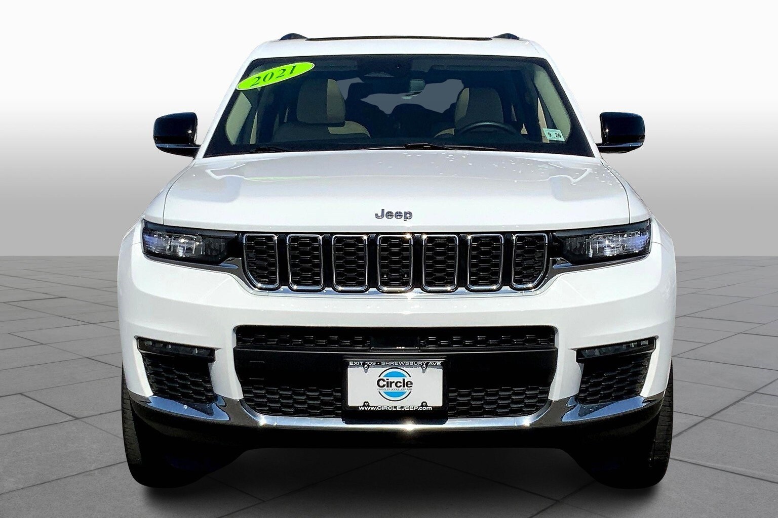2021 Jeep Grand Cherokee Limited photo 3