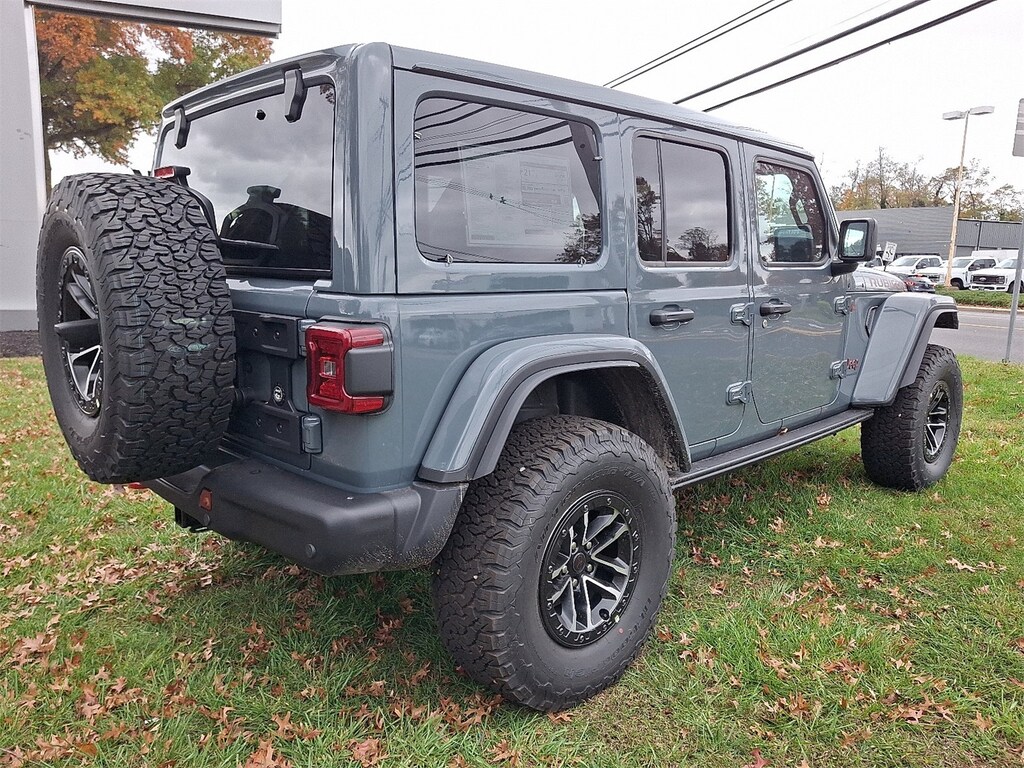 New 2026 Jeep Wrangler 4-DOOR RUBICON X Sport Utility