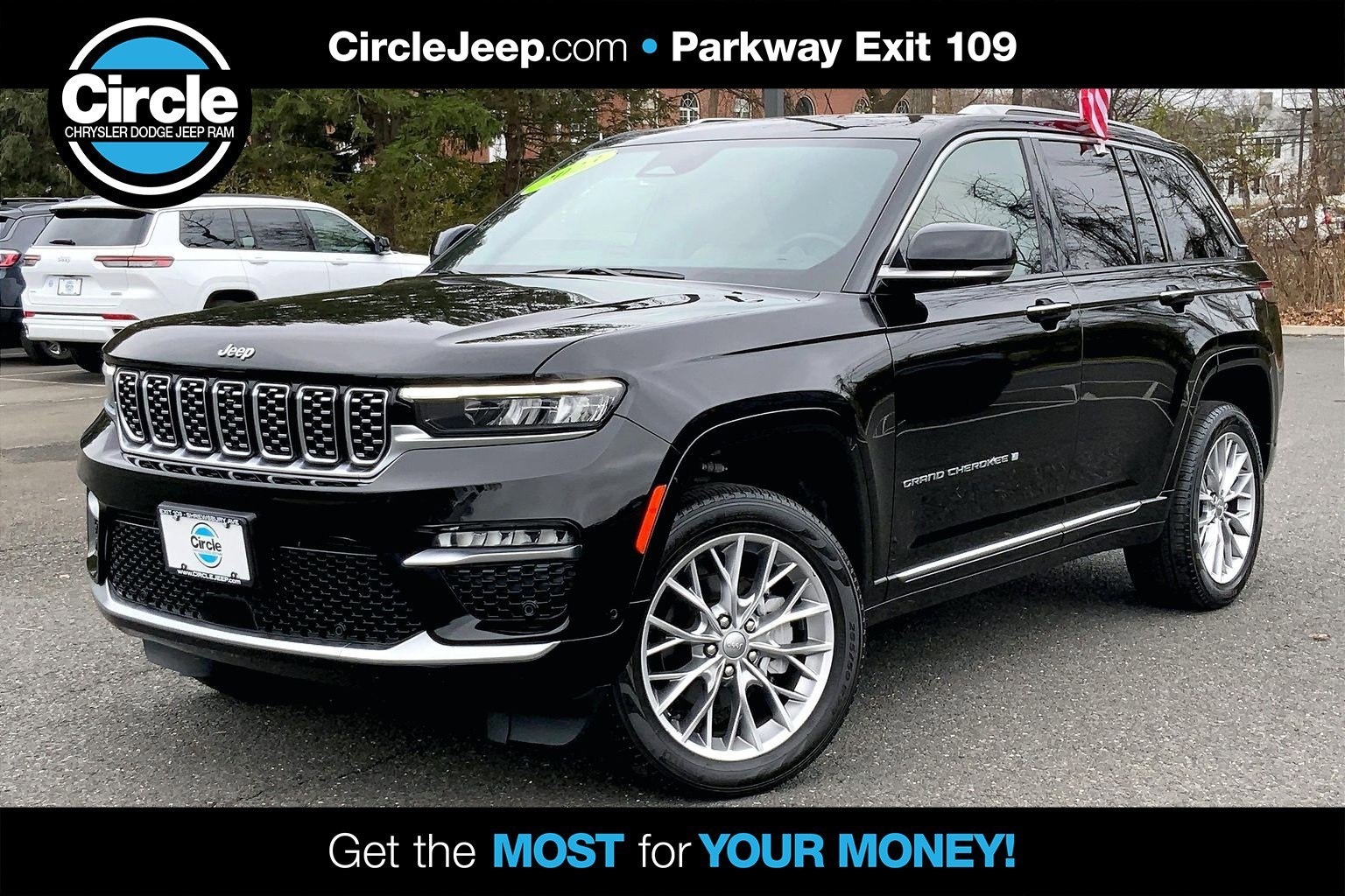 2023 Jeep Grand Cherokee Summit's photo