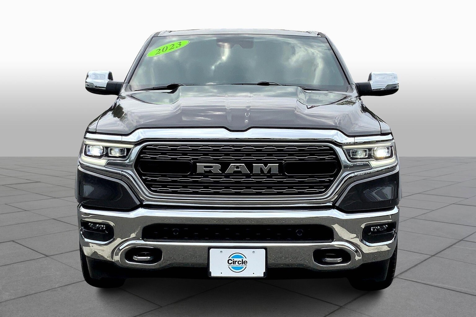 2023 Ram 1500 Limited photo 3