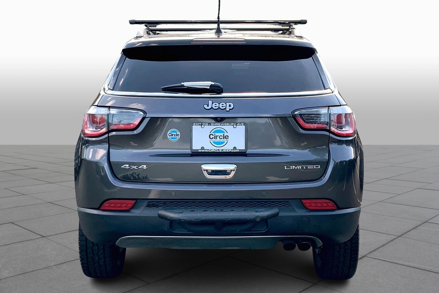 2018 Jeep Compass Limited photo 4