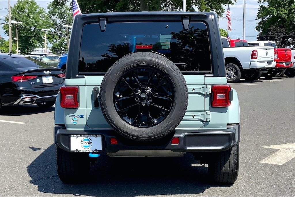 Used 2023 Jeep Wrangler 4xe Sahara SUV