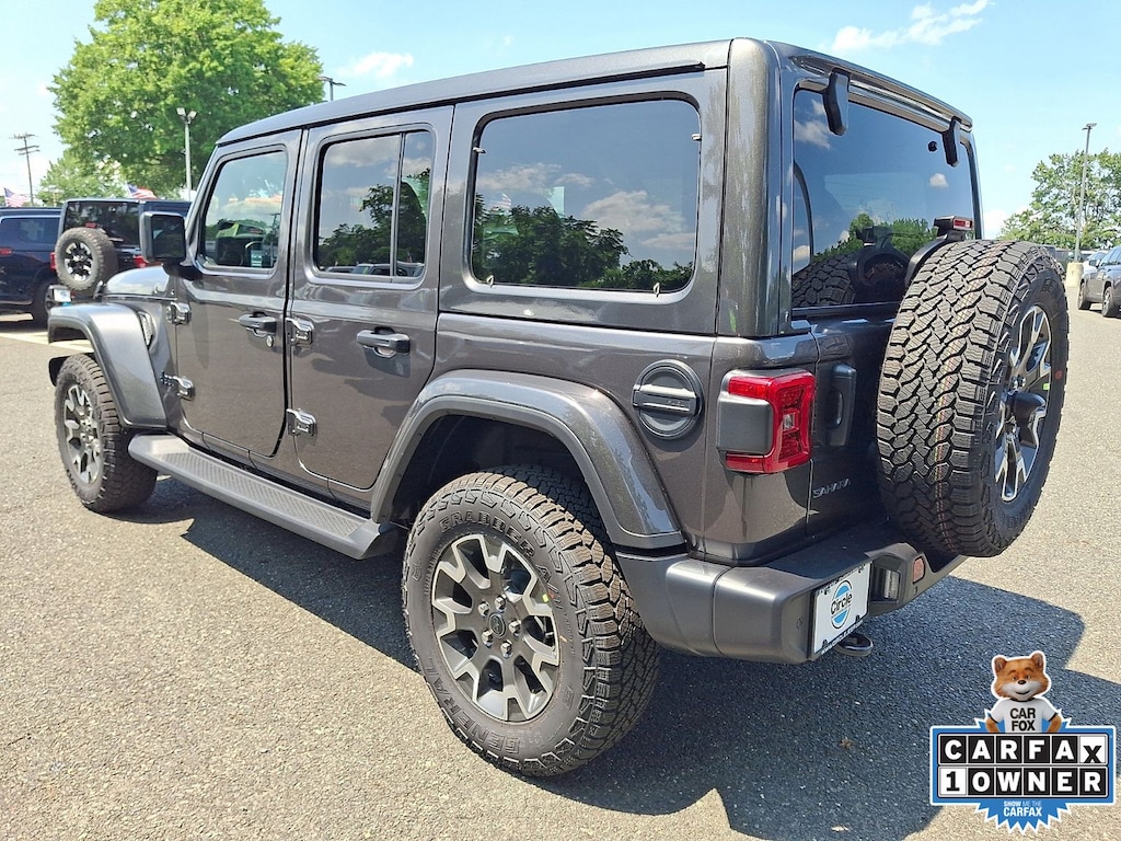 New 2026 Jeep Wrangler 4-DOOR SAHARA Sport Utility