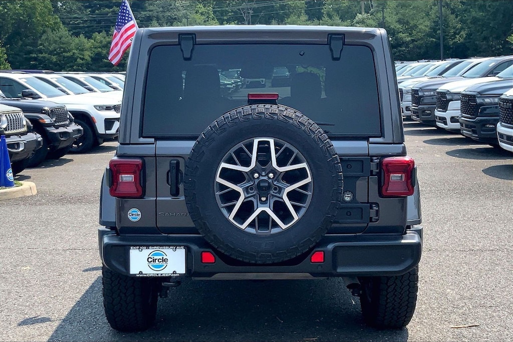 Certified 2025 Jeep Wrangler Sahara SUV