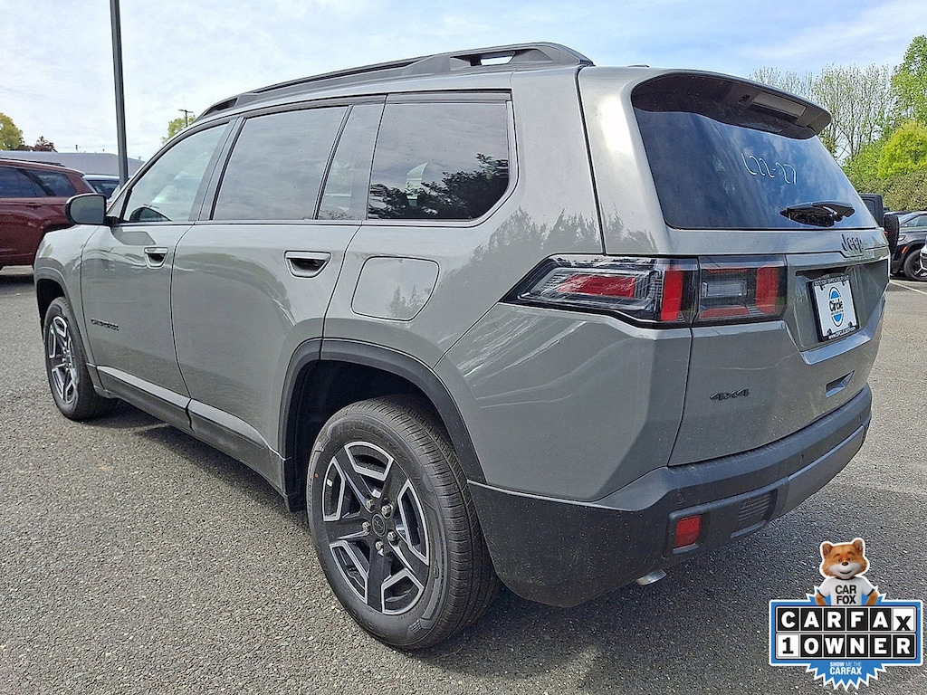New 2026 Jeep Cherokee LAREDO 4X4 Sport Utility