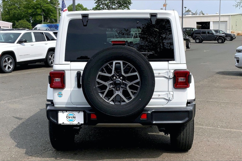 Certified 2024 Jeep Wrangler Sahara SUV