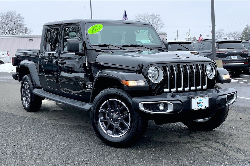 Certified 2023 Jeep Gladiator Overland Truck Crew Cab