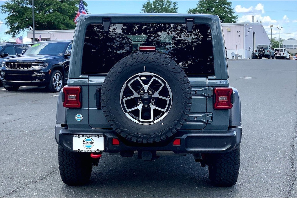 Certified 2025 Jeep Wrangler Rubicon SUV