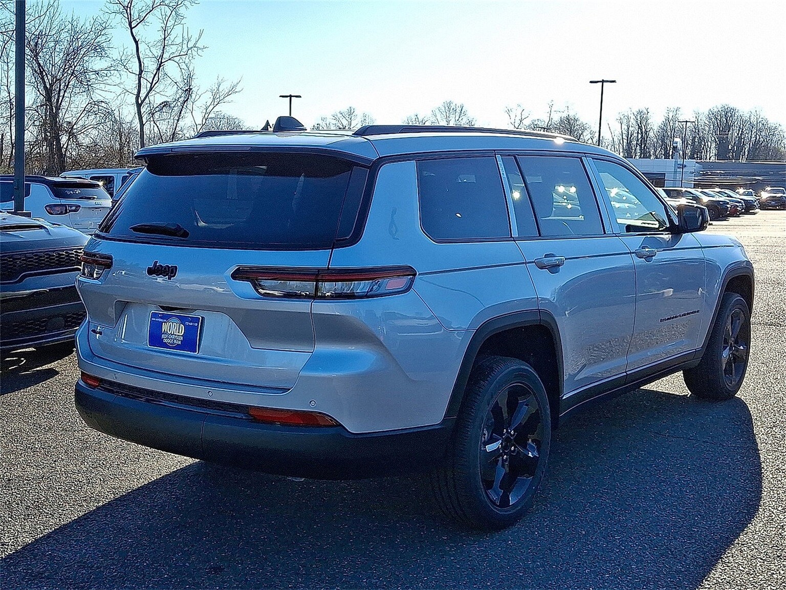 2025 Jeep Grand Cherokee Altitude X photo 4