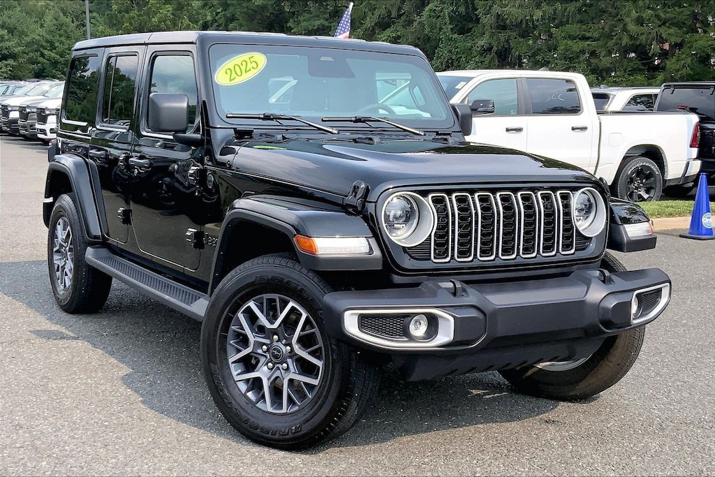 Certified 2025 Jeep Wrangler Sahara SUV