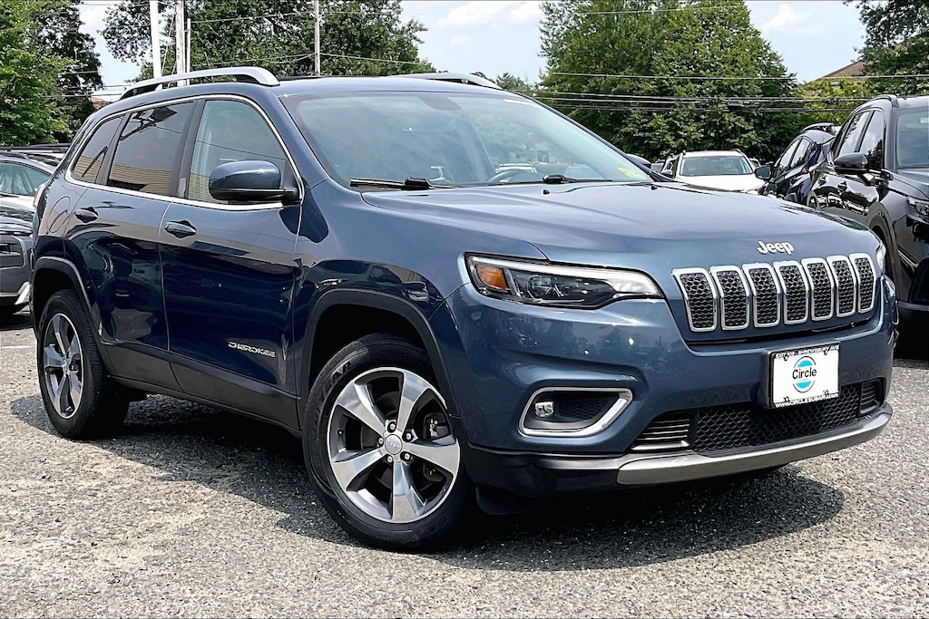 Used 2019 Jeep Cherokee Limited 4x4 SUV