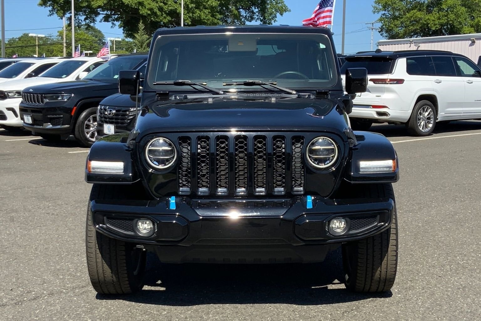 2022 Jeep Wrangler Unlimited 4xe Sahara High Altitude photo 3