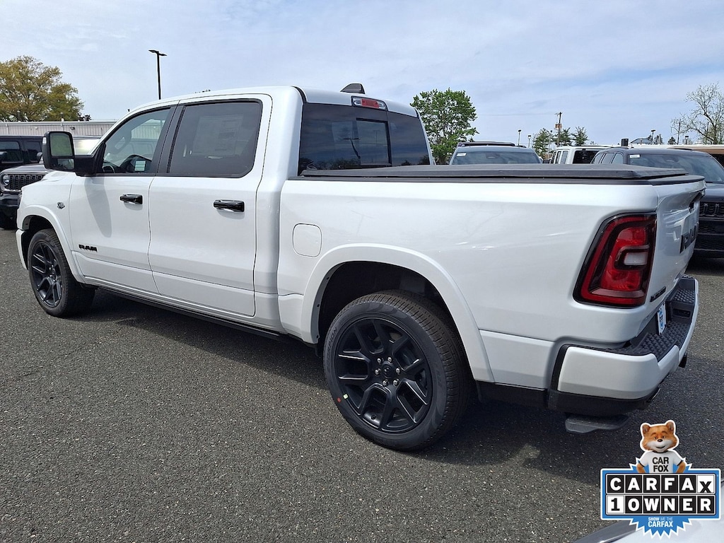 New 2026 Ram 1500 LARAMIE CREW CAB 4X4 5'7 BOX Pickup
