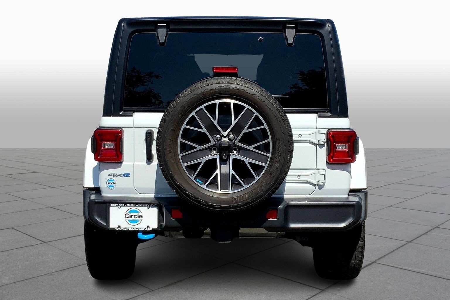 2023 Jeep Wrangler 4xe Sahara photo 4